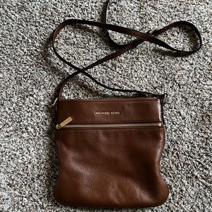 Michael Kors crossbody. Saddle color